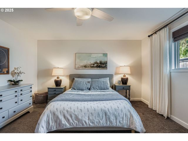 2204 Ne 179TH Pl, Vancouver, WA 98684
