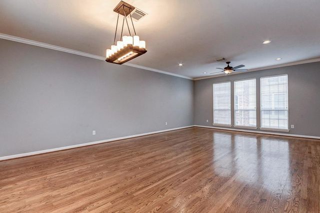2649 Helena Street, Houston, TX 77006