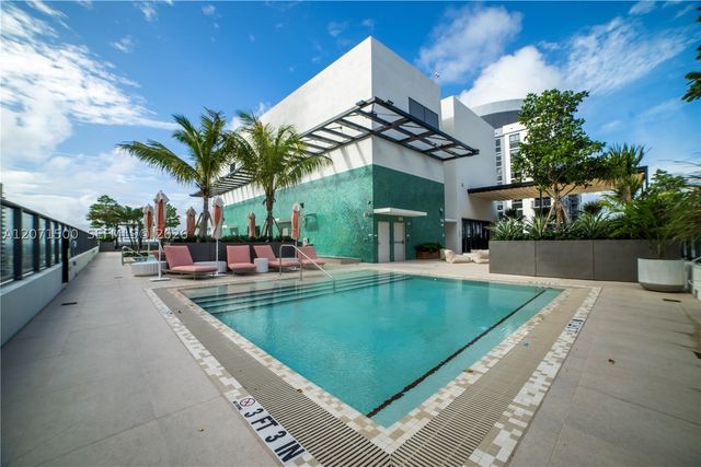 11 NE 6TH 1908, Miami, FL 33132