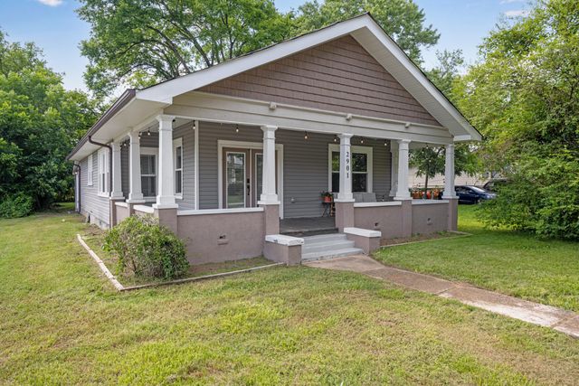 2901 N Chamberlain Avenue, Chattanooga, TN 37406