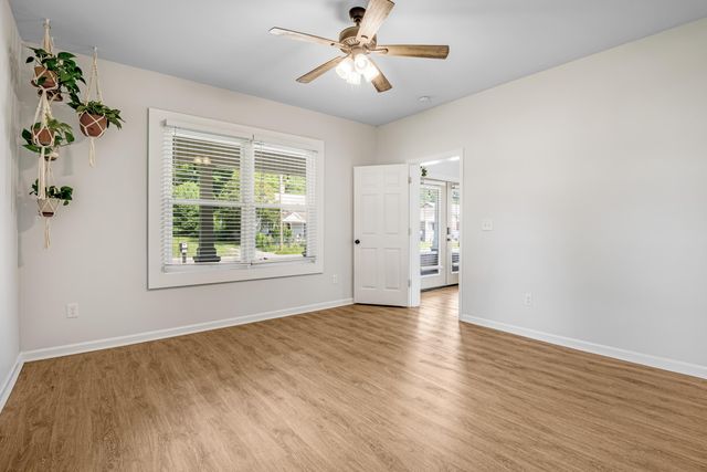2901 N Chamberlain Avenue, Chattanooga, TN 37406