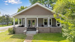 2901 N Chamberlain Avenue, Chattanooga, TN 37406