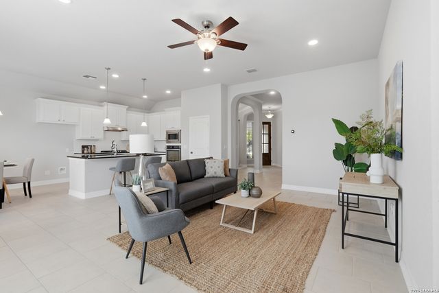 28830 Shadowrock, San Antonio, TX 78260