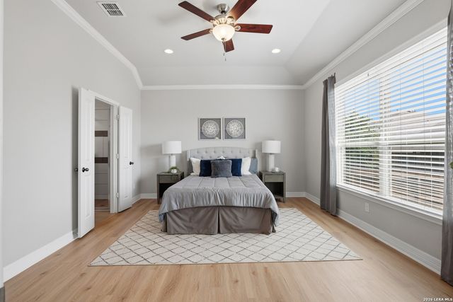 28830 Shadowrock, San Antonio, TX 78260