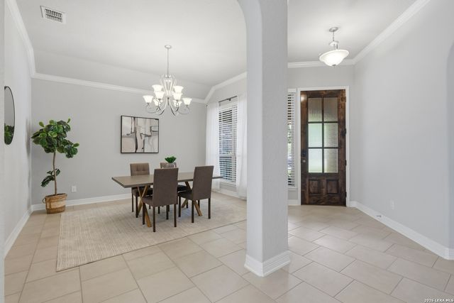 28830 Shadowrock, San Antonio, TX 78260