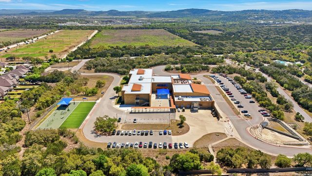 28830 Shadowrock, San Antonio, TX 78260