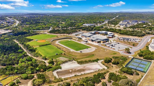 28830 Shadowrock, San Antonio, TX 78260