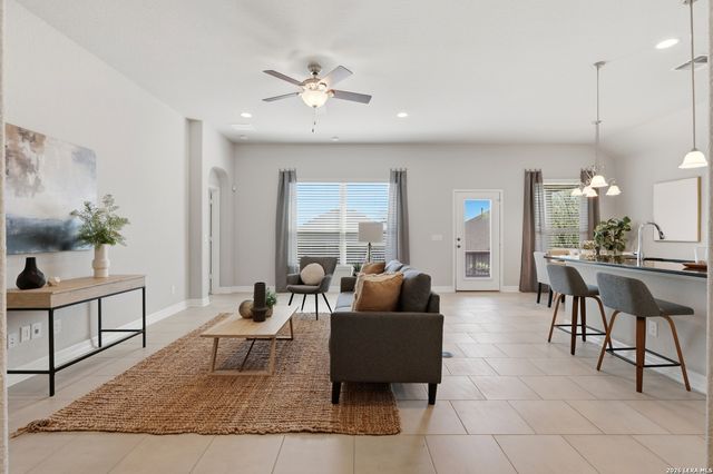 28830 Shadowrock, San Antonio, TX 78260