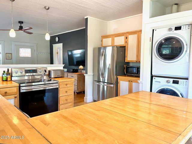 318 VAN DYKE Street, Bisbee, AZ 85603