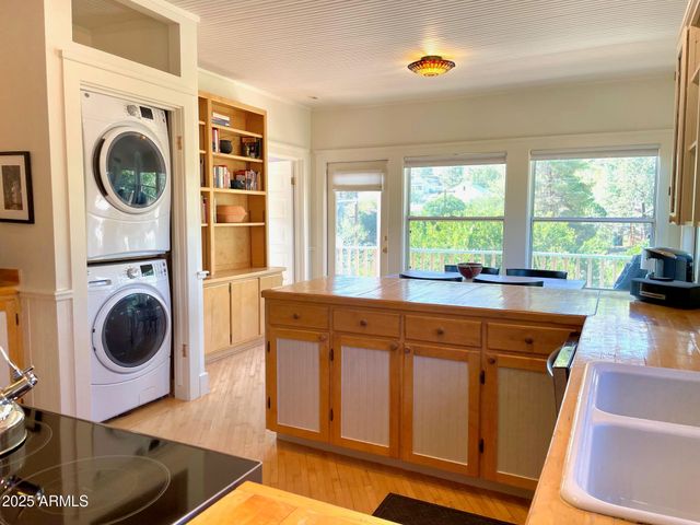 318 VAN DYKE Street, Bisbee, AZ 85603