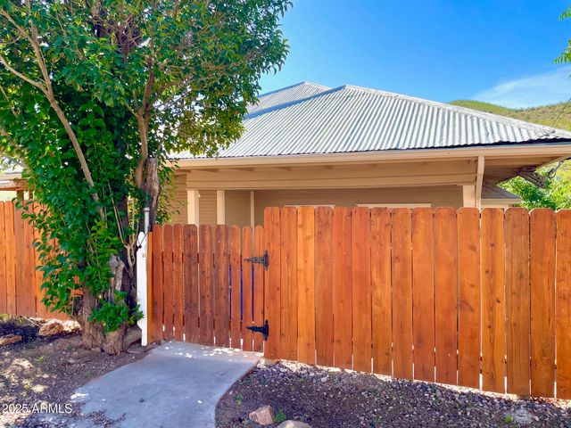 318 VAN DYKE Street, Bisbee, AZ 85603
