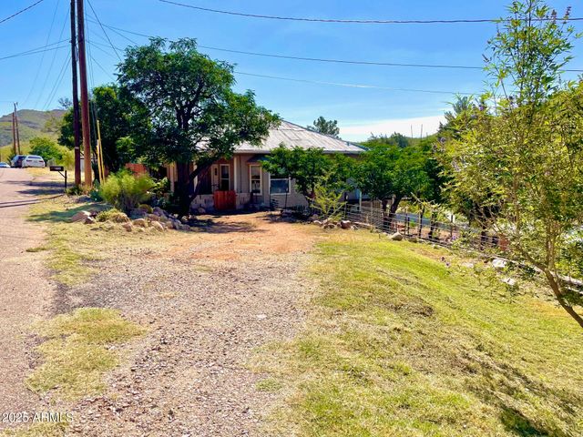 318 VAN DYKE Street, Bisbee, AZ 85603