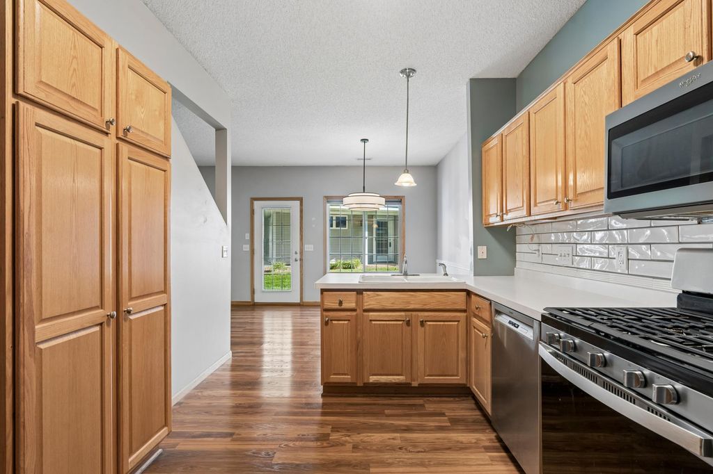 7856 Marilyn Drive, Lino Lakes, MN 55014 — photo 5