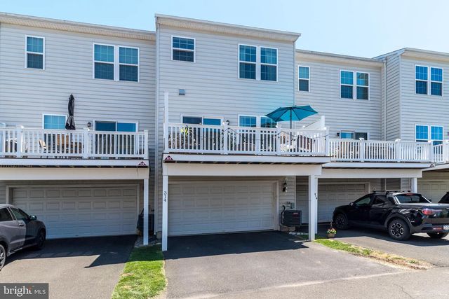 314 ALMOND DR, Lansdale, PA 19446