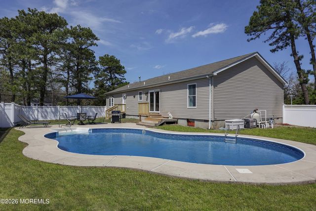 96 Atrium Drive, Brick, NJ 08723