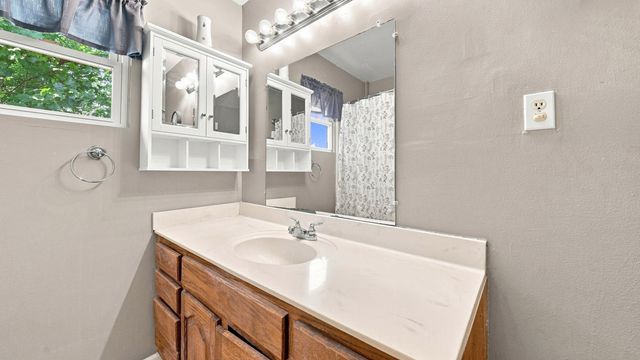 106 Coburn Drive, Chattanooga, TN 37415
