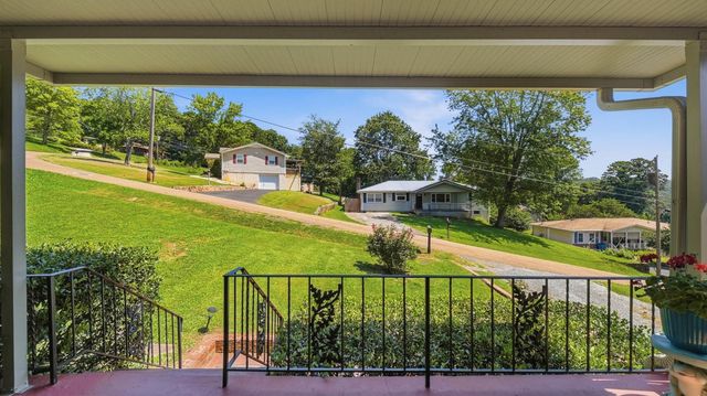 106 Coburn Drive, Chattanooga, TN 37415
