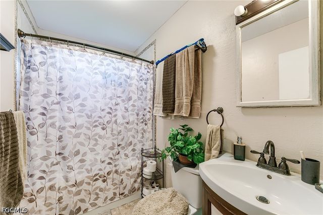 16910 -16912 Juanita AVE, Fort Myers, FL 33908