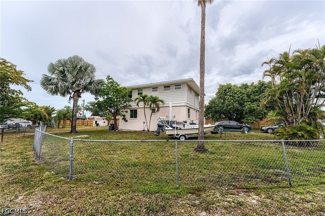 16910 -16912 Juanita AVE, Fort Myers, FL 33908