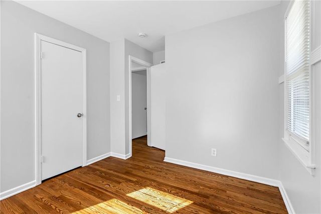 5222 NE 44th Street, Kansas City, MO 64117