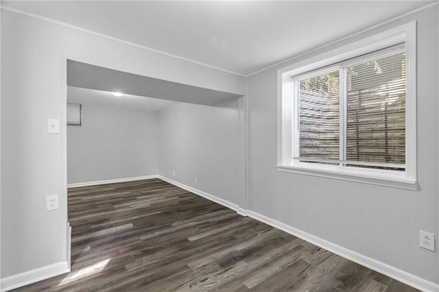 5222 NE 44th Street, Kansas City, MO 64117