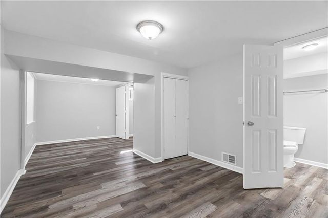 5222 NE 44th Street, Kansas City, MO 64117