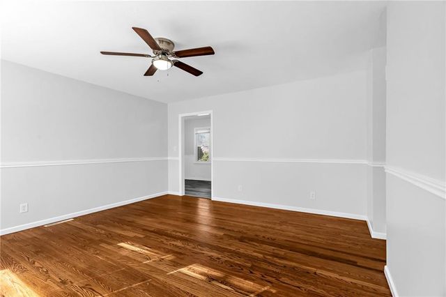 5222 NE 44th Street, Kansas City, MO 64117