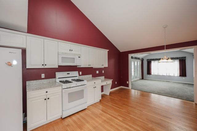 49 Drakes Landing, Hampton, NH 03842
