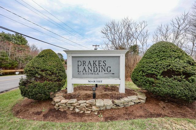 49 Drakes Landing, Hampton, NH 03842