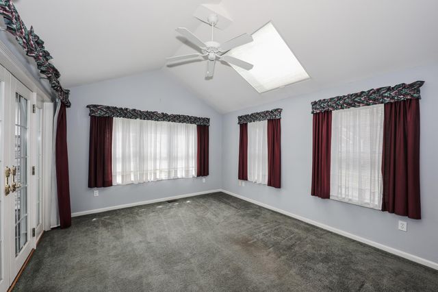 49 Drakes Landing, Hampton, NH 03842