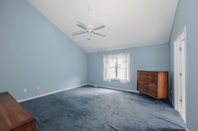 49 Drakes Landing, Hampton, NH 03842
