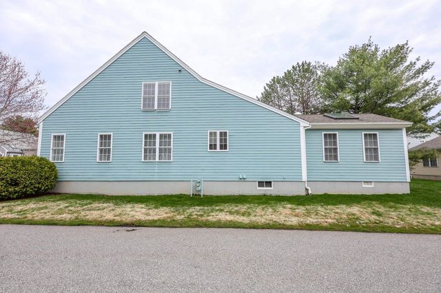 49 Drakes Landing, Hampton, NH 03842