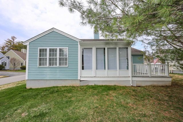 49 Drakes Landing, Hampton, NH 03842