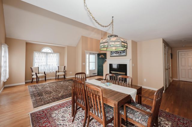 49 Drakes Landing, Hampton, NH 03842
