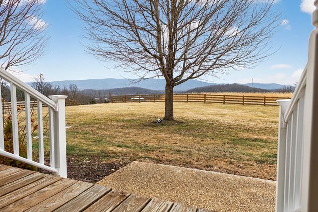 235 HOWARDSVILLE RD, Staunton, VA 24401