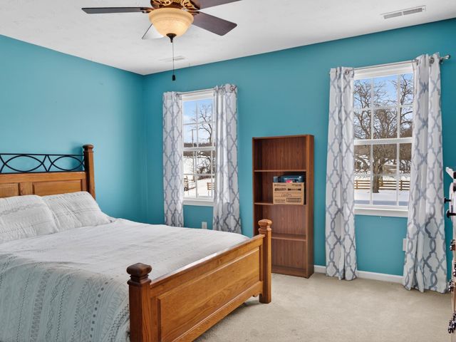 235 HOWARDSVILLE RD, Staunton, VA 24401