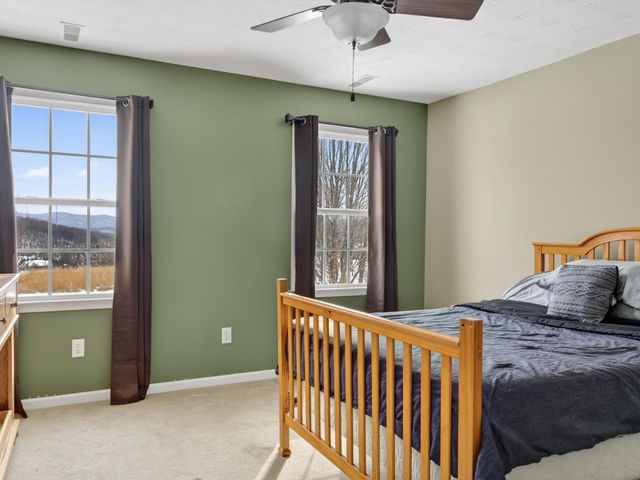 235 HOWARDSVILLE RD, Staunton, VA 24401