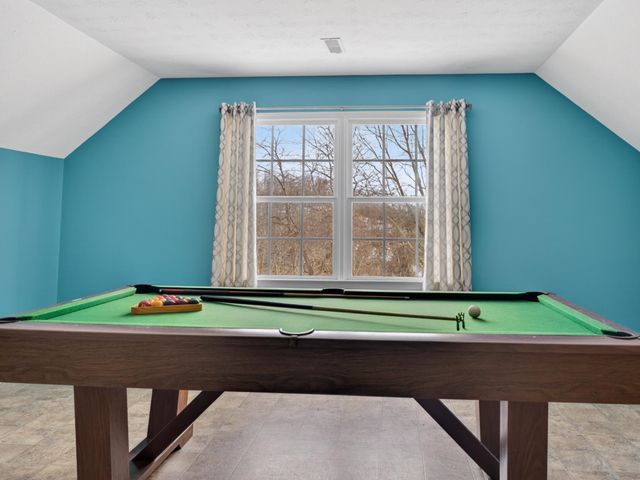 235 HOWARDSVILLE RD, Staunton, VA 24401