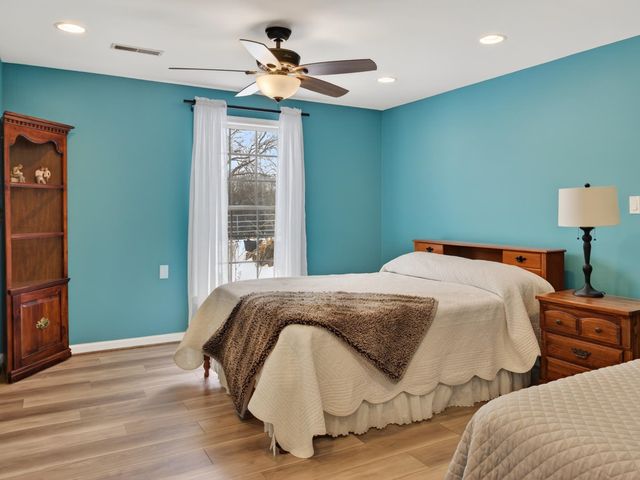 235 HOWARDSVILLE RD, Staunton, VA 24401