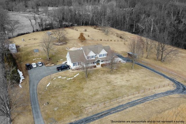 235 HOWARDSVILLE RD, Staunton, VA 24401