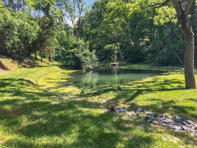 235 HOWARDSVILLE RD, Staunton, VA 24401