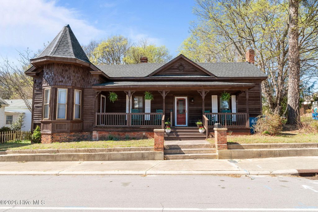 206 Dowd Road, Carthage, NC 28327