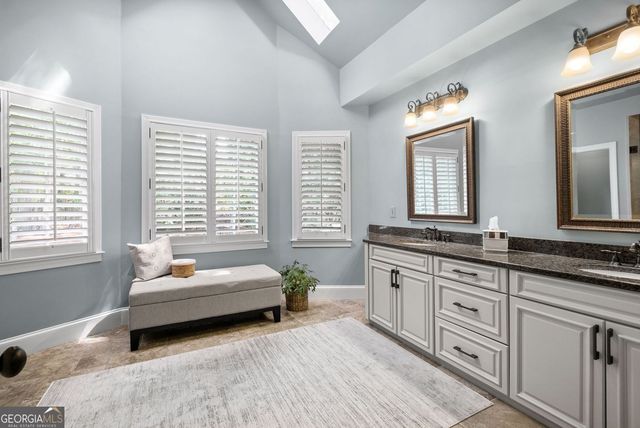 275 Woodbury Way, Alpharetta, GA 30022