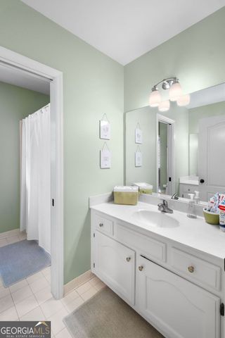 275 Woodbury Way, Alpharetta, GA 30022