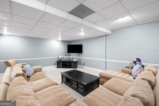 275 Woodbury Way, Alpharetta, GA 30022