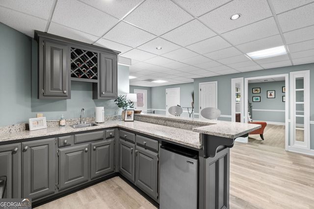275 Woodbury Way, Alpharetta, GA 30022
