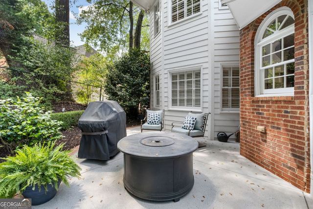 275 Woodbury Way, Alpharetta, GA 30022