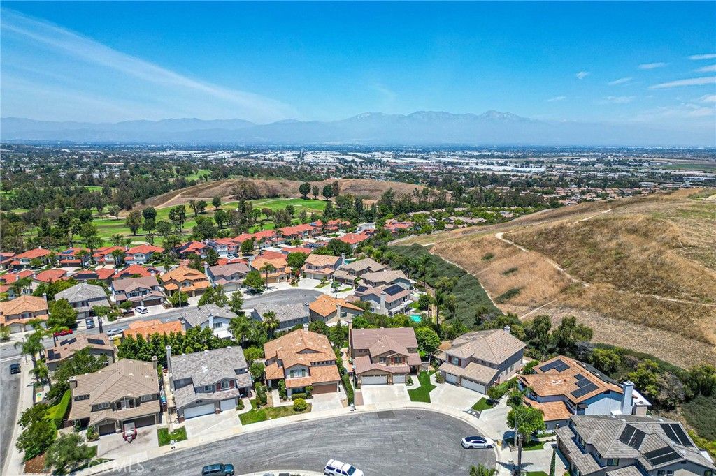 Image 7 of property listing at 4718 Inverness Court, Chino Hills, CA 91709