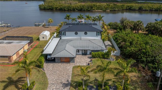 2424 HARBOUR DRIVE, Punta Gorda, FL 33983