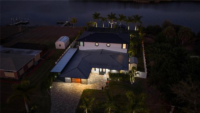 2424 HARBOUR DRIVE, Punta Gorda, FL 33983